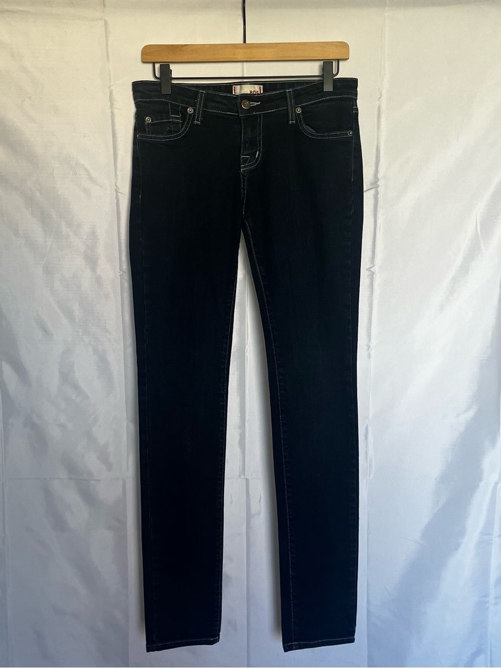BDG Skinny Dark Wash Jeans Size 27